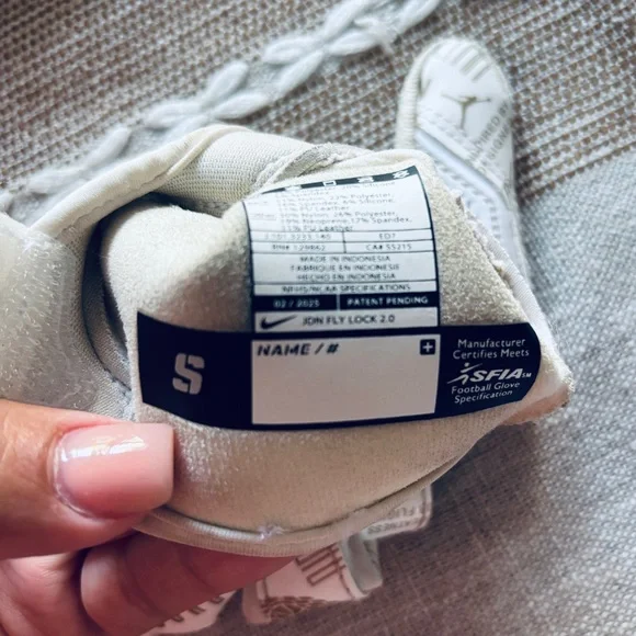 Jordan White and Metallic Gold Football Gloves - Picture 5 of 5